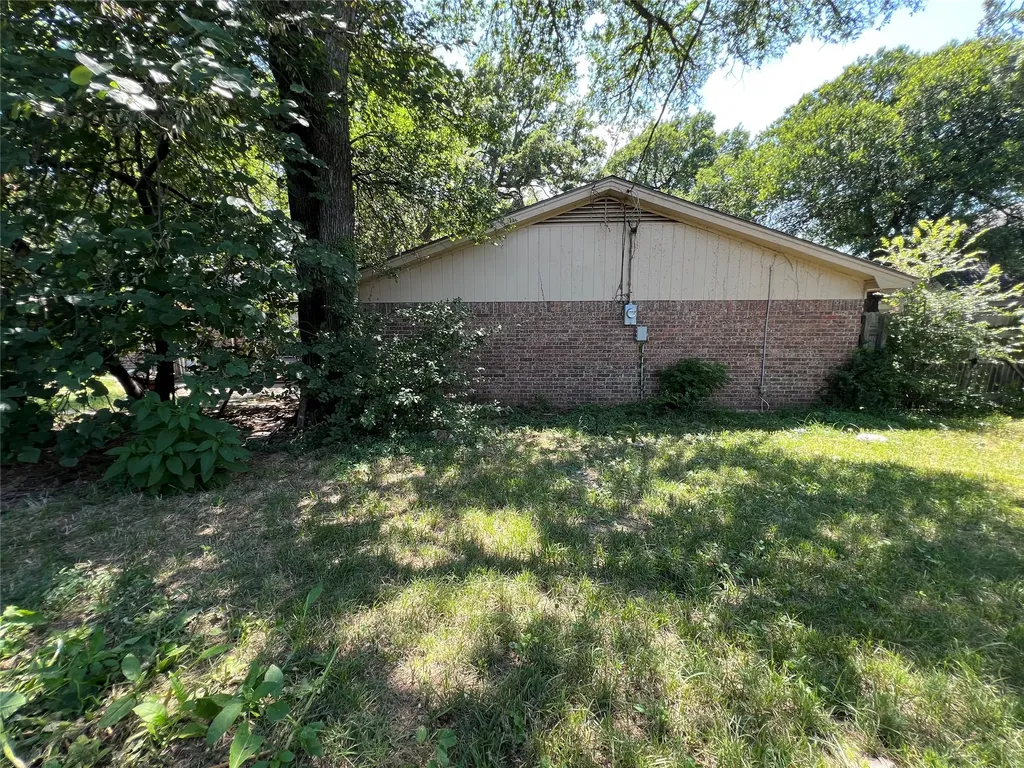 5207 Apache Court De Cordova TX 76049