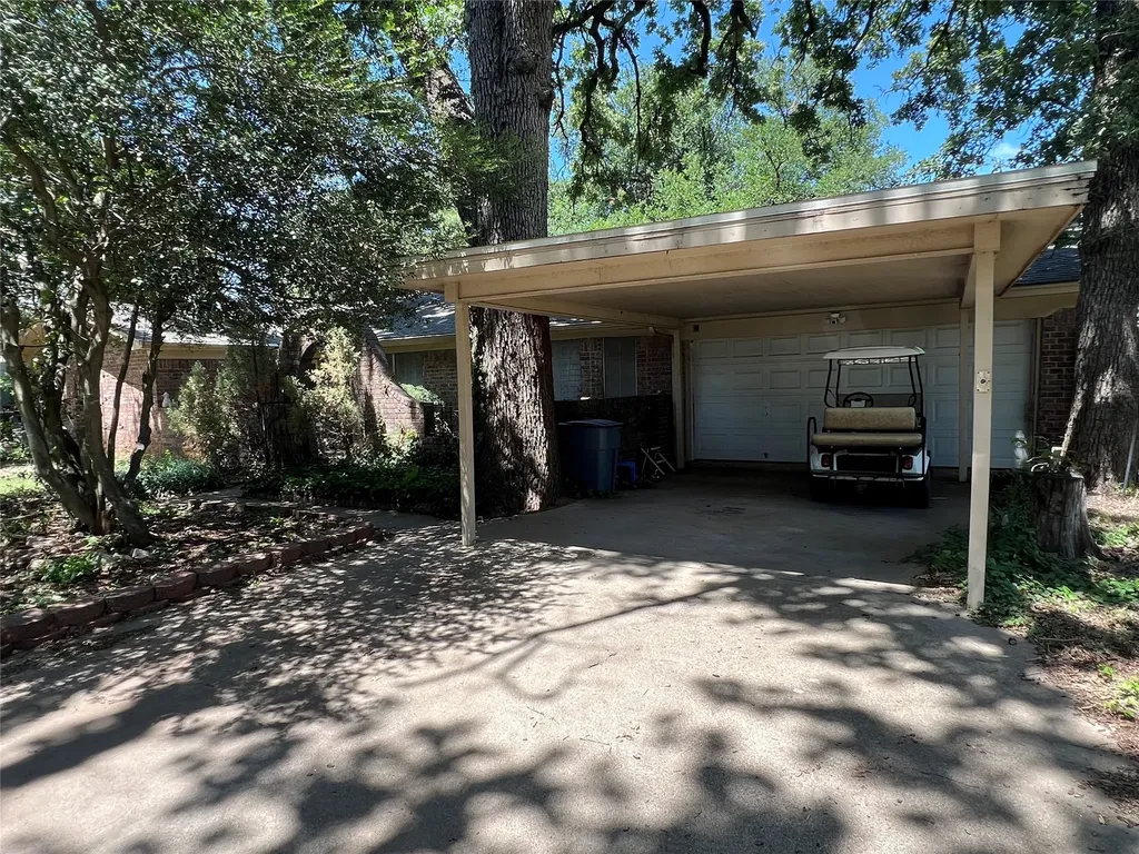 5207 Apache Court De Cordova TX 76049