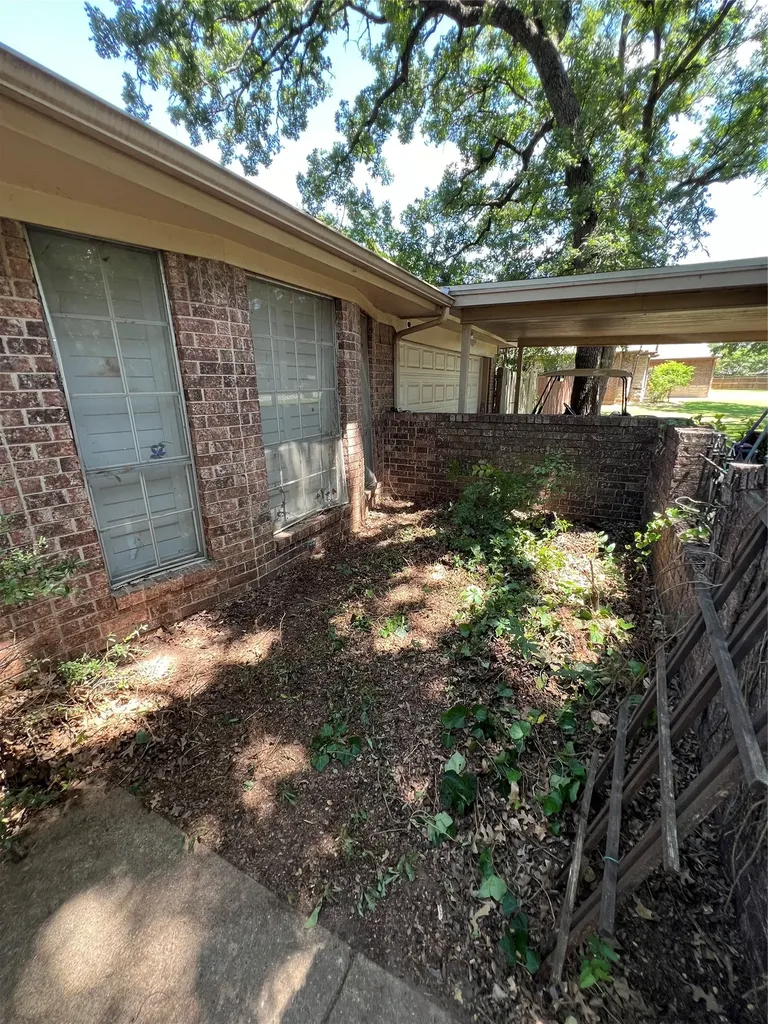 5207 Apache Court De Cordova TX 76049