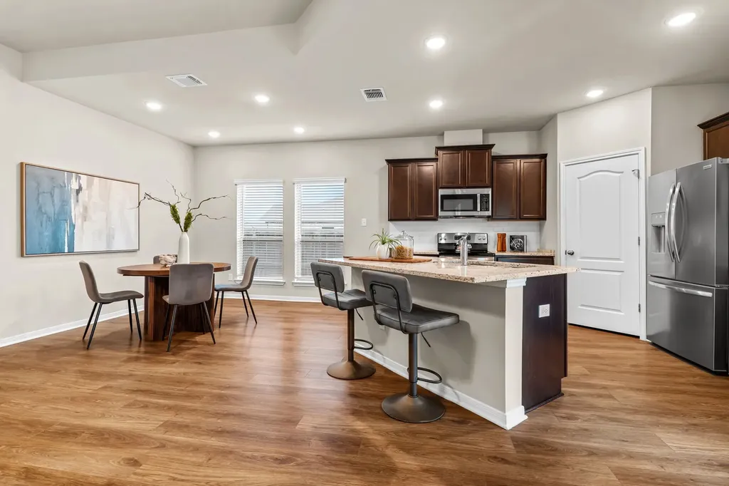 11233 Solar Street Waco TX 76655