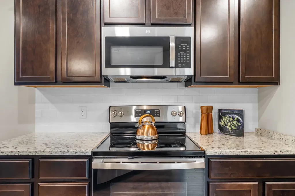 11233 Solar Street Waco TX 76655