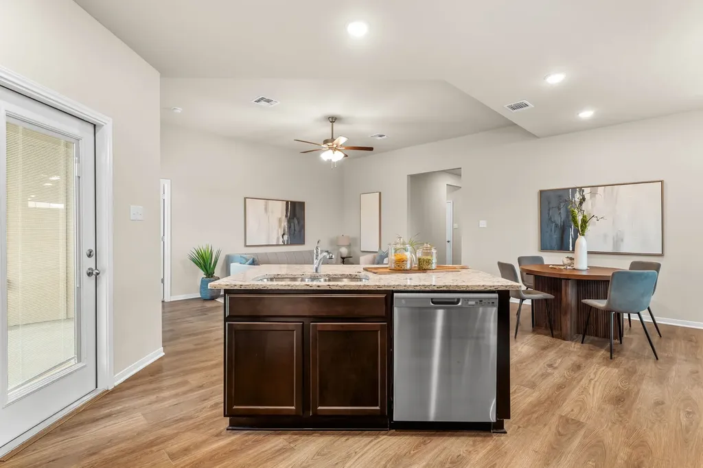 11233 Solar Street Waco TX 76655