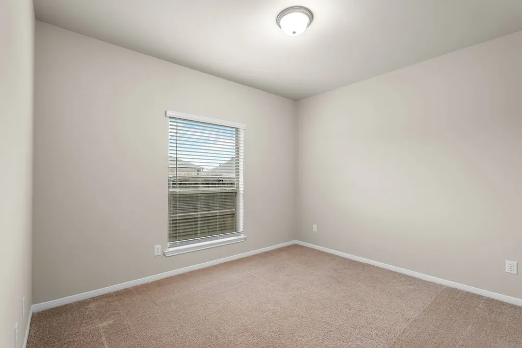 11233 Solar Street Waco TX 76655