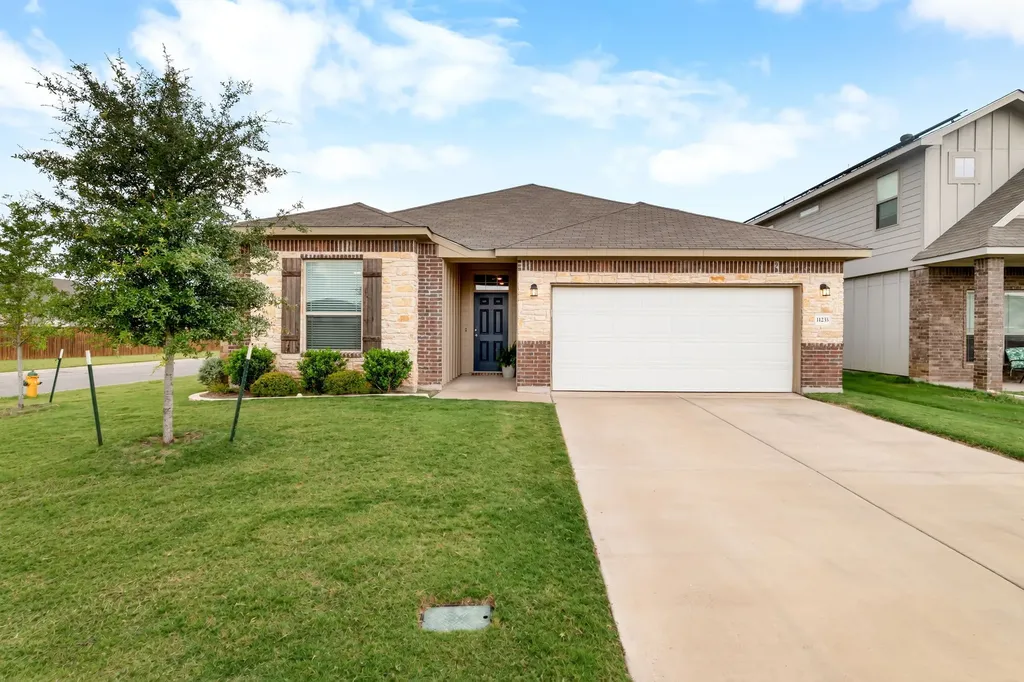 11233 Solar Street Waco TX 76655