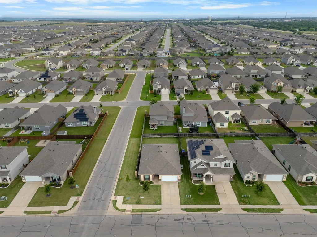 11233 Solar Street Waco TX 76655