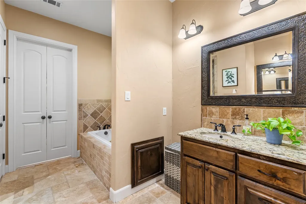 4921 Dogwood Street Flower Mound TX 75028