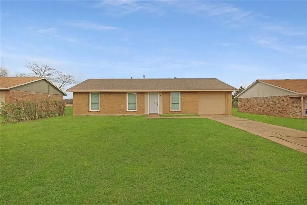 2114 Sunset Drive Brookston TX 75421