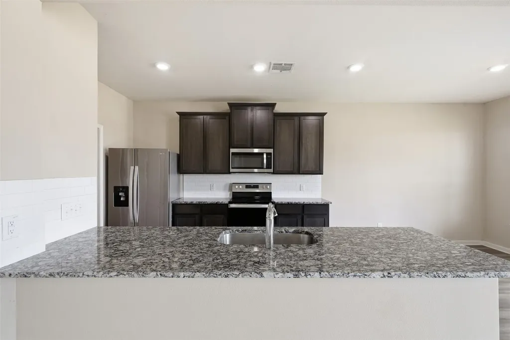 1000 Tumbleweed Trail Crowley TX 76036