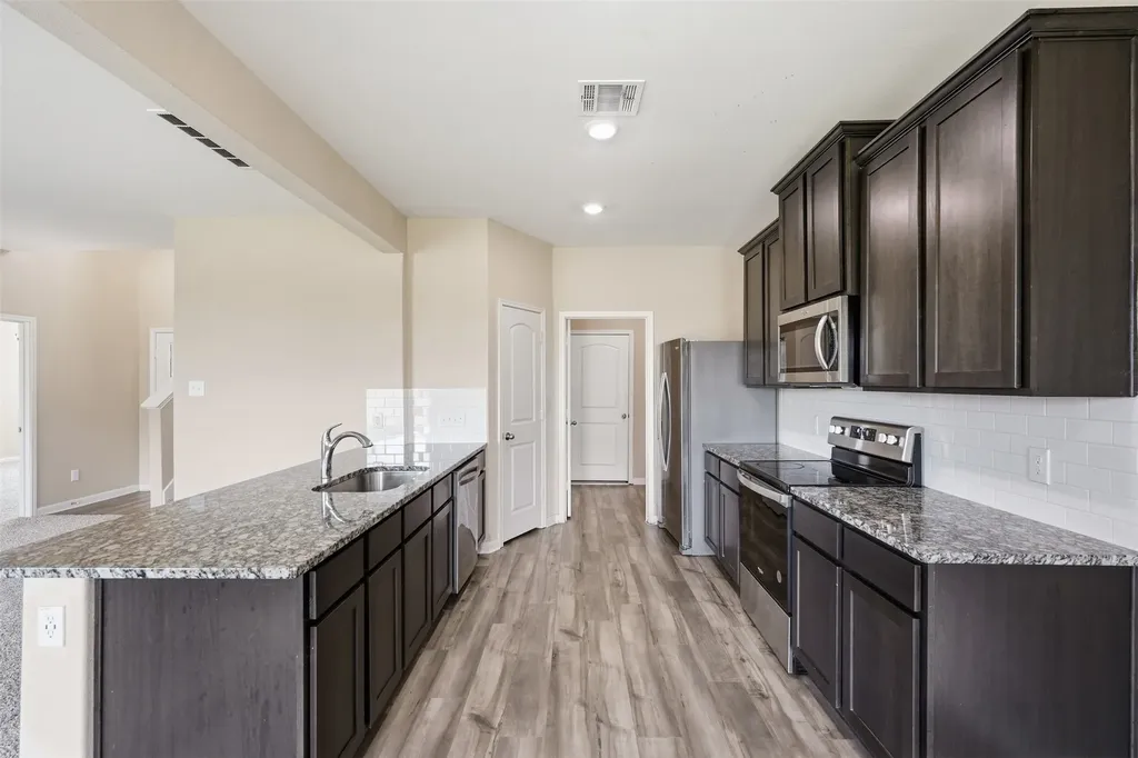 1000 Tumbleweed Trail Crowley TX 76036