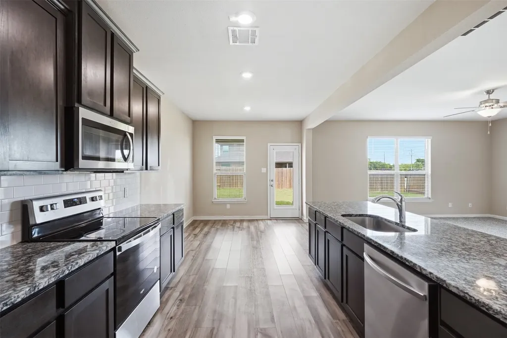1000 Tumbleweed Trail Crowley TX 76036