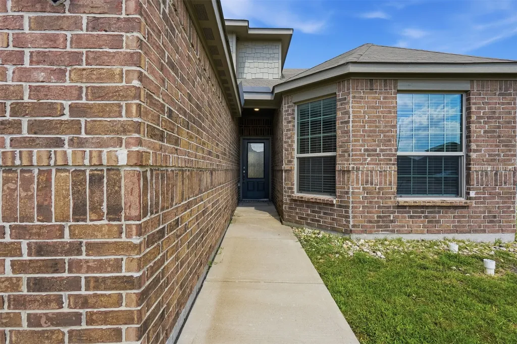 1000 Tumbleweed Trail Crowley TX 76036