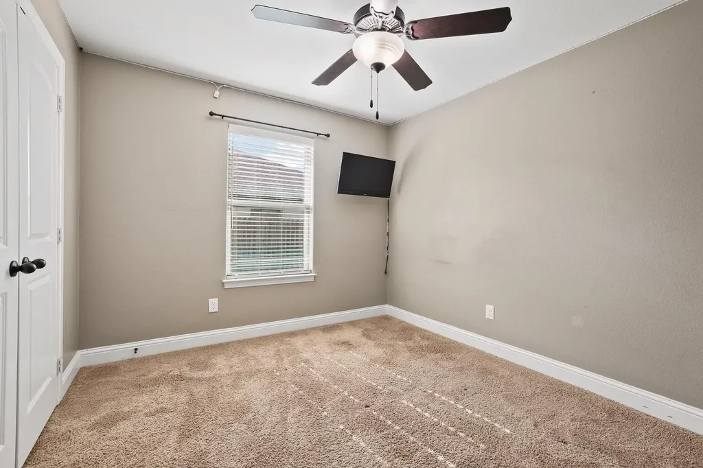 1208 Mary Ann Court Tioga TX 76271
