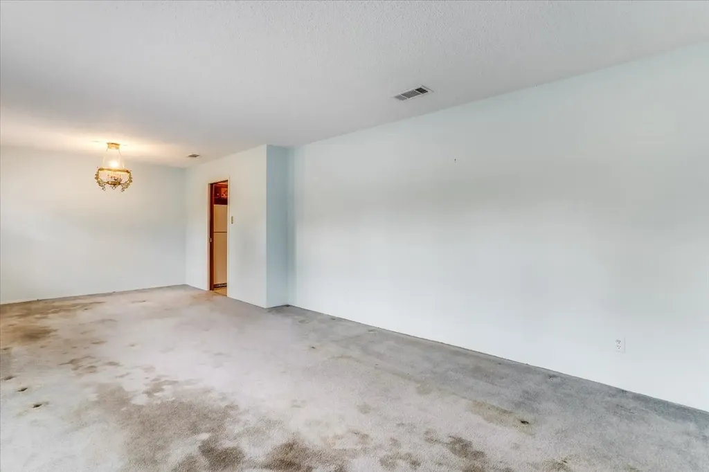 1706 Stagecoach Drive Pantego TX 76013