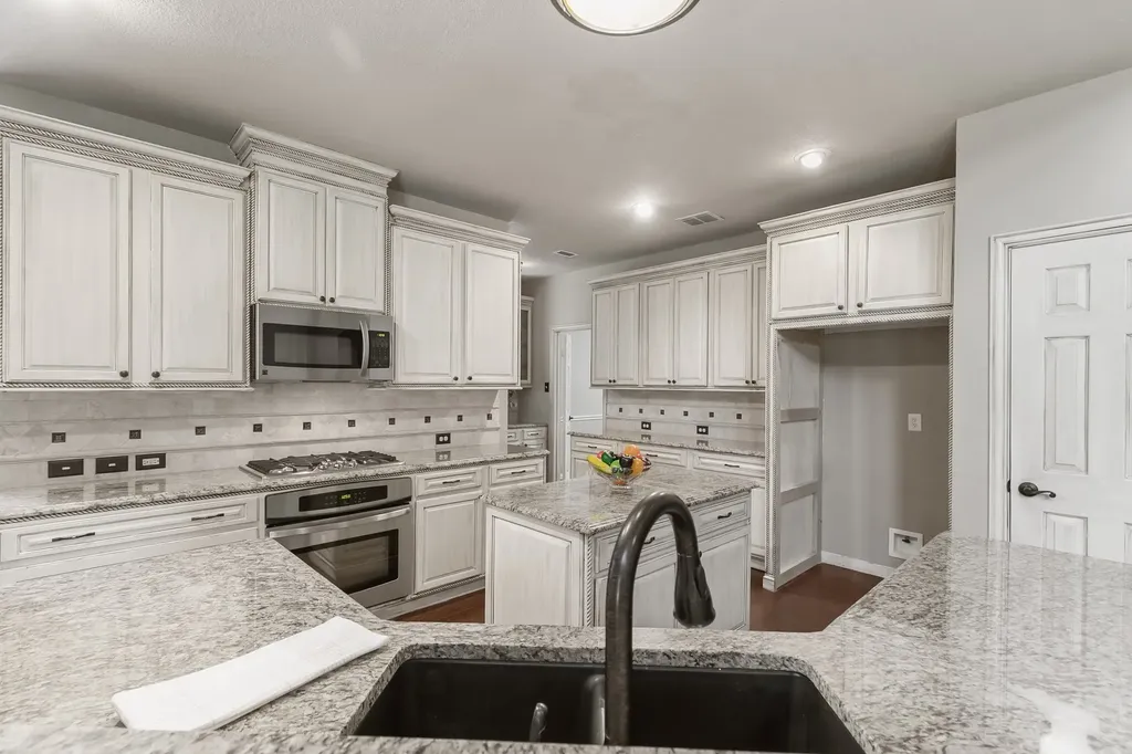 7534 Chinaberry Lane Frisco TX 75033