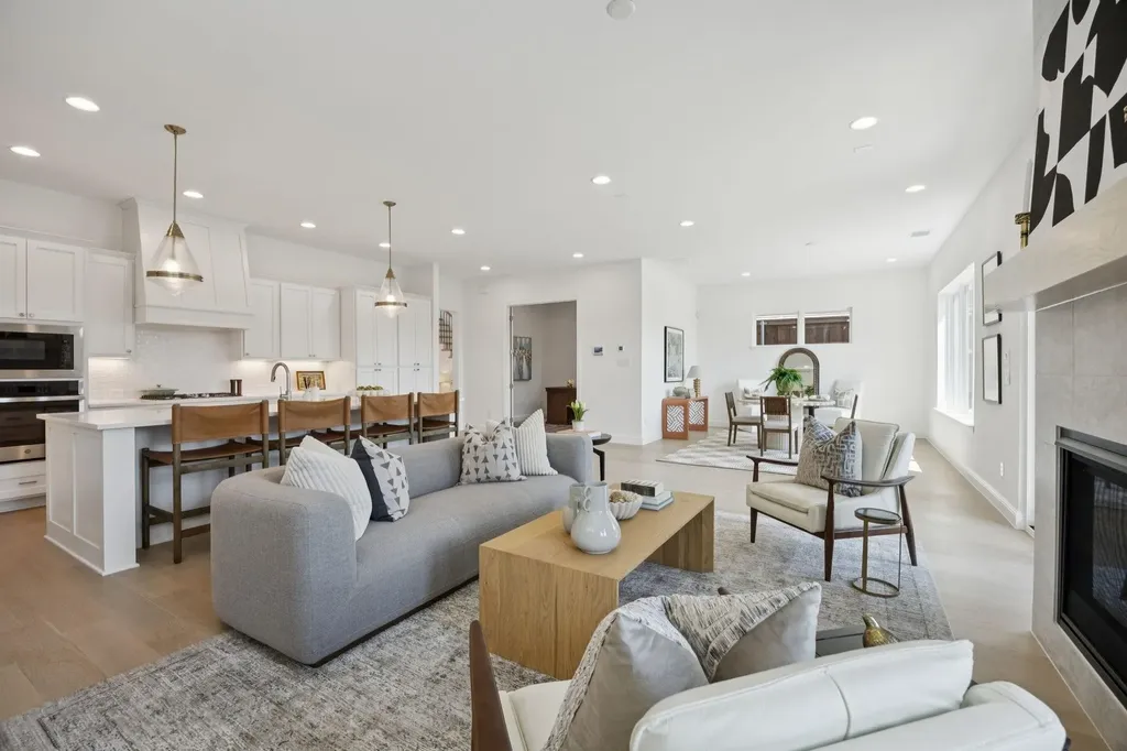 9348 Charlie Lane Dallas TX 75238