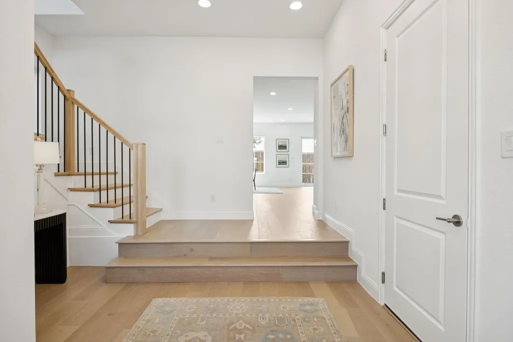 9348 Charlie Lane Dallas TX 75238