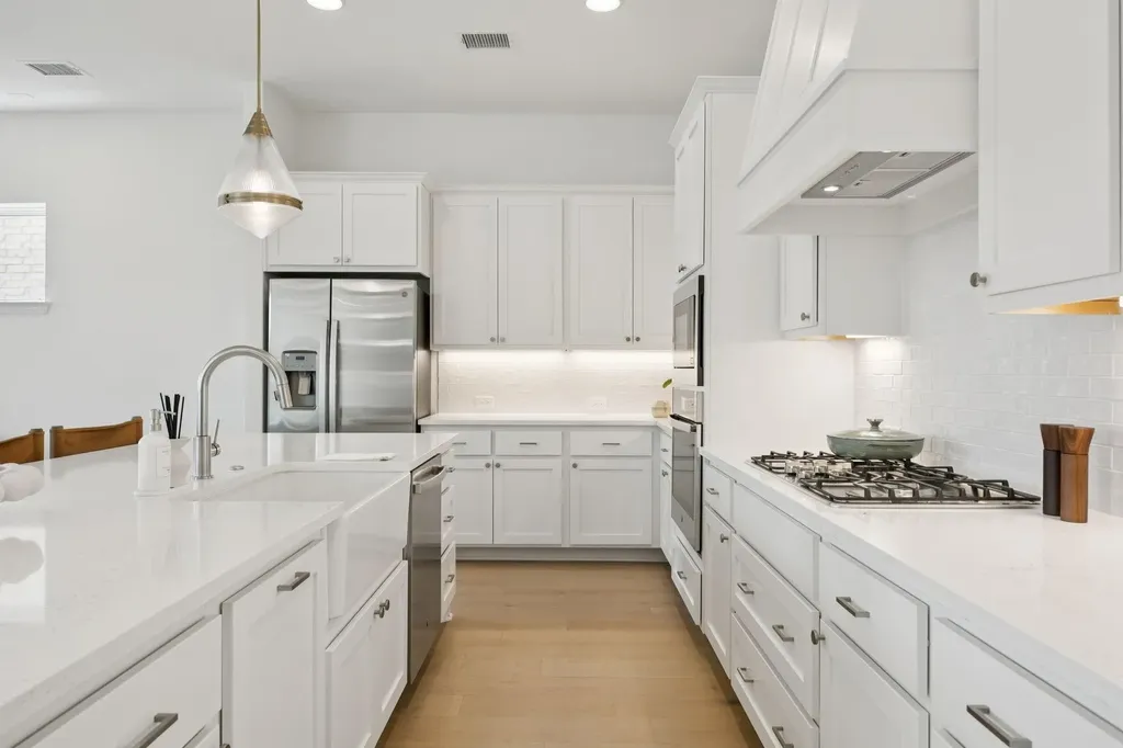 9348 Charlie Lane Dallas TX 75238