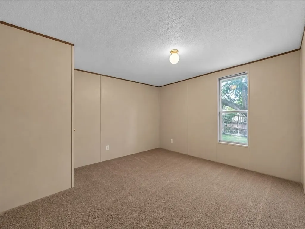 1909 Coral Road Pelican Bay TX 76020