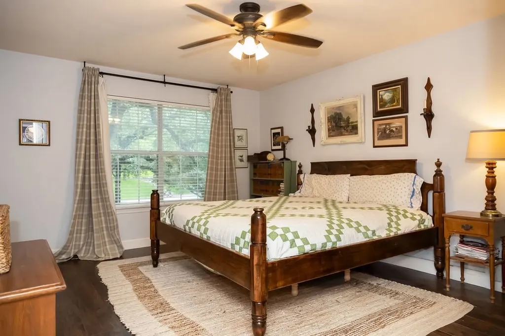 2137 Country Brook Drive Weatherford TX 76087