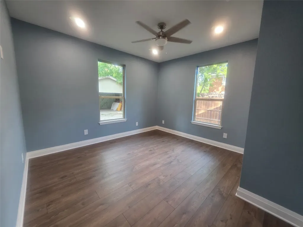 503 W Elm Street Olney TX 76374