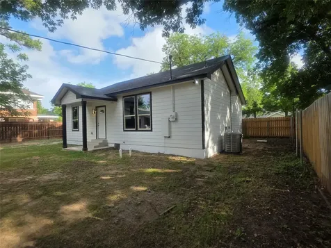503 W Elm Street Olney TX 76374