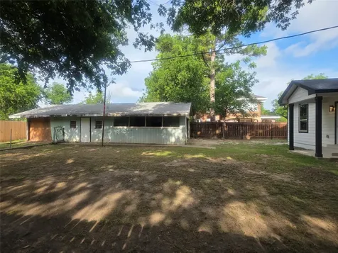 503 W Elm Street Olney TX 76374
