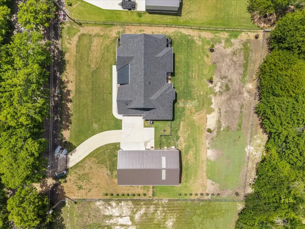 381 County Road 4945 Leonard TX 75452