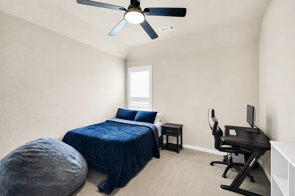 1115 Blue Lake Boulevard Arlington TX 76005