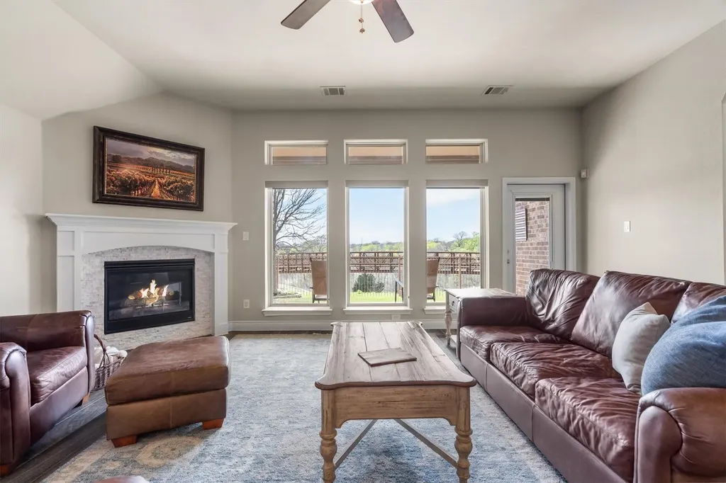 1647 Twistleaf Road Northlake TX 76226