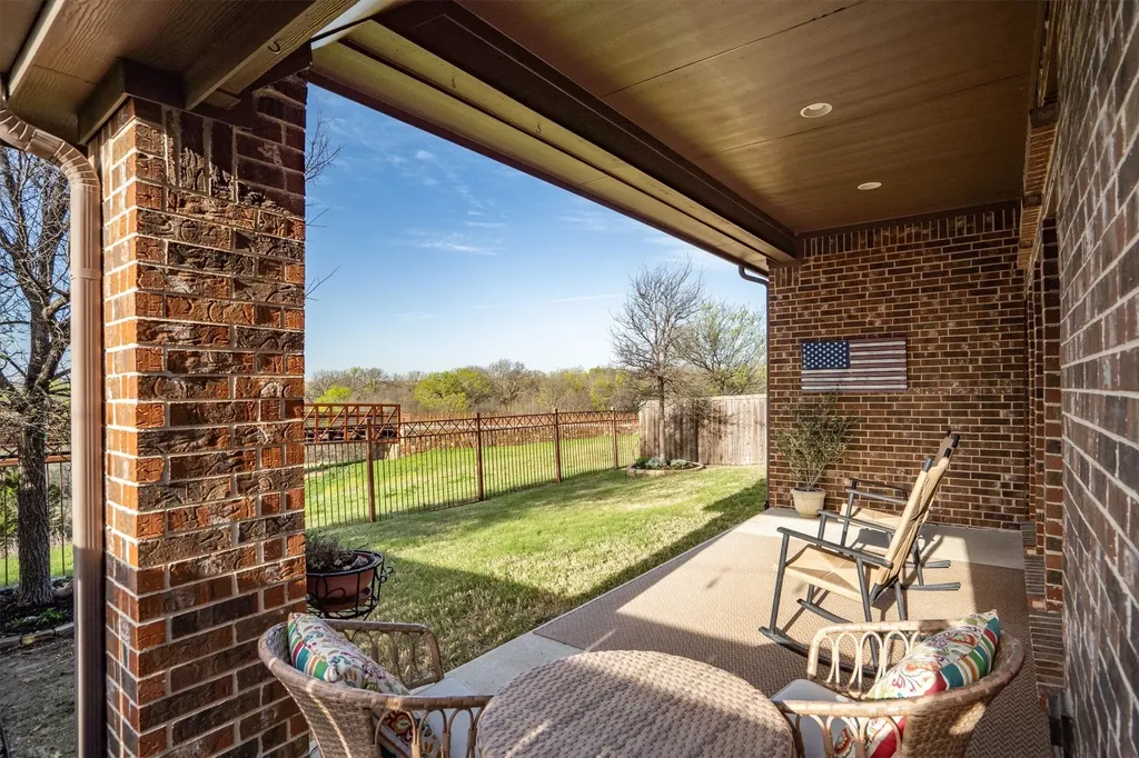 1647 Twistleaf Road Northlake TX 76226