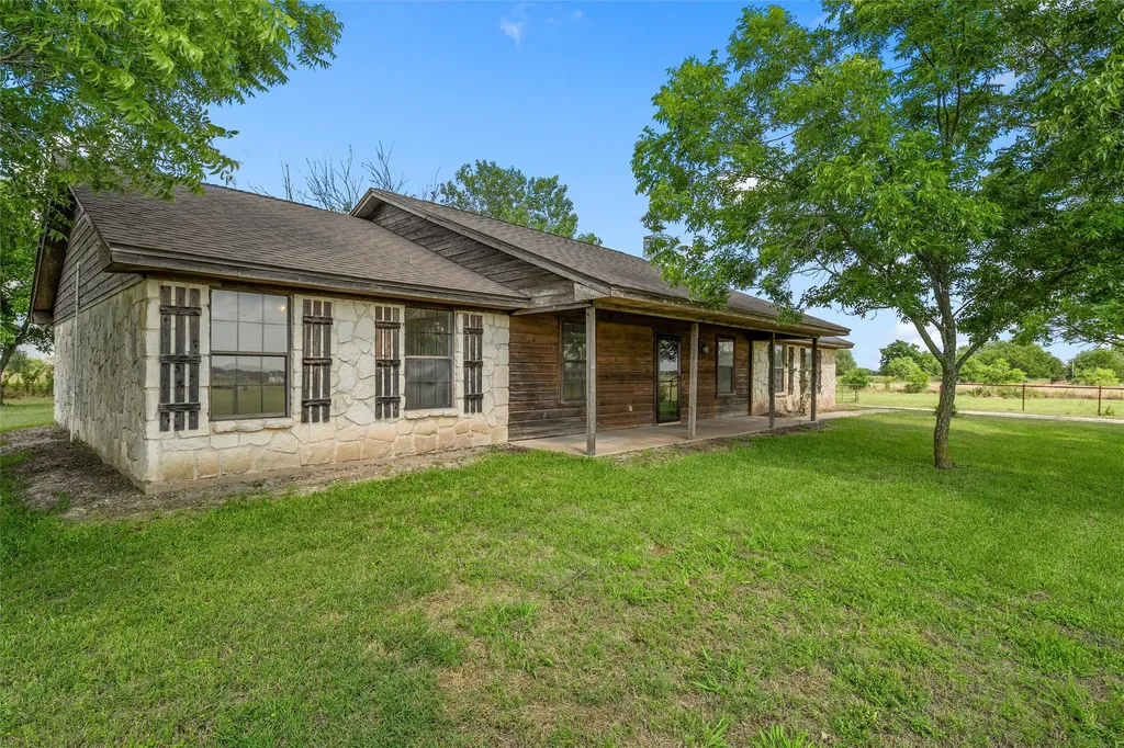 188 N Baese Road West TX 76691