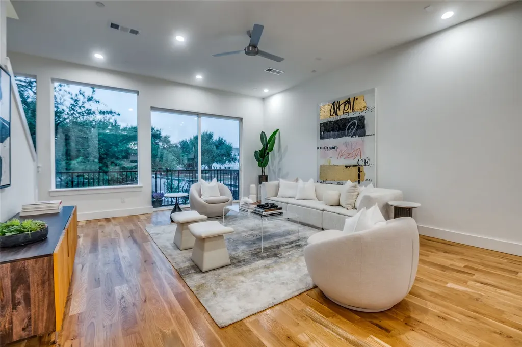 4109 N Reserve Lane Addison TX 75001