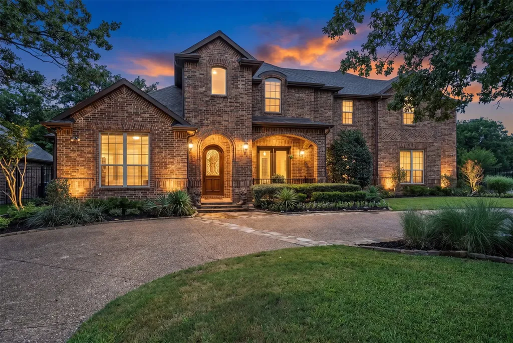 140 Eagles Peak Lane Double Oak TX 75077