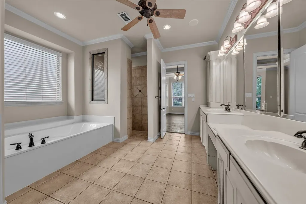 140 Eagles Peak Lane Double Oak TX 75077