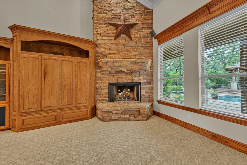 140 Eagles Peak Lane Double Oak TX 75077