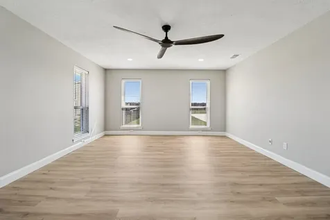 261 Meadowpark Mclendon Chisholm TX 75032