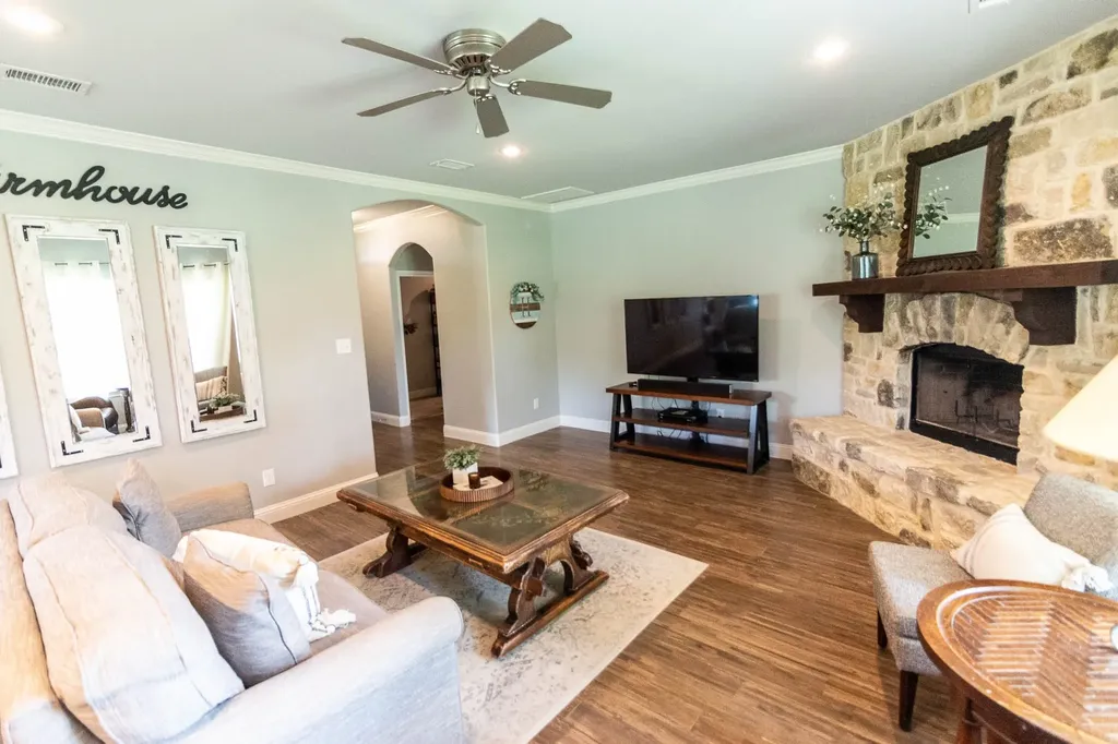 11171 Fm 3094 Scurry TX 75158