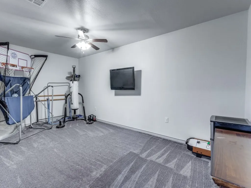 203 Pueblo Drive Lake Kiowa TX 76240