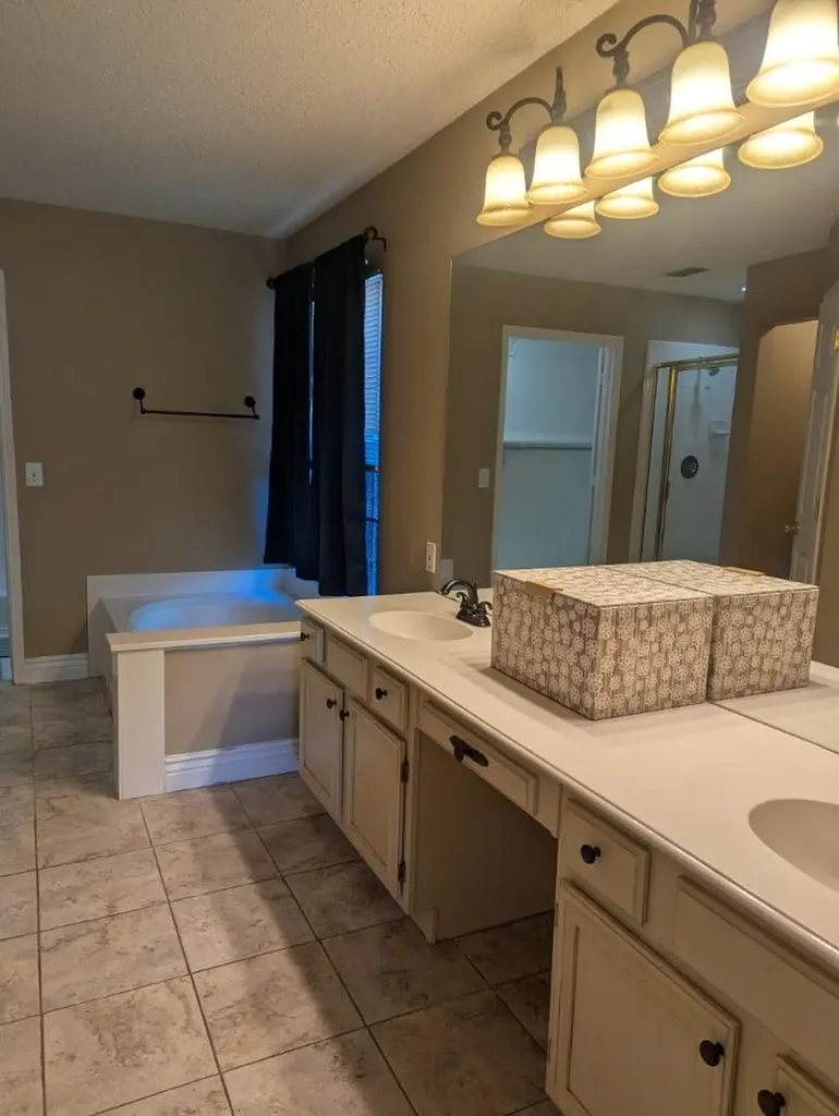 101 Silktree Court Lake Dallas TX 75065