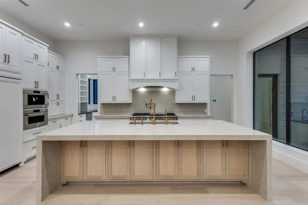 4636 Lake Breeze Drive Mckinney TX 75071
