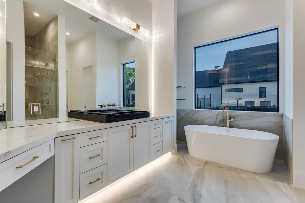 4636 Lake Breeze Drive Mckinney TX 75071