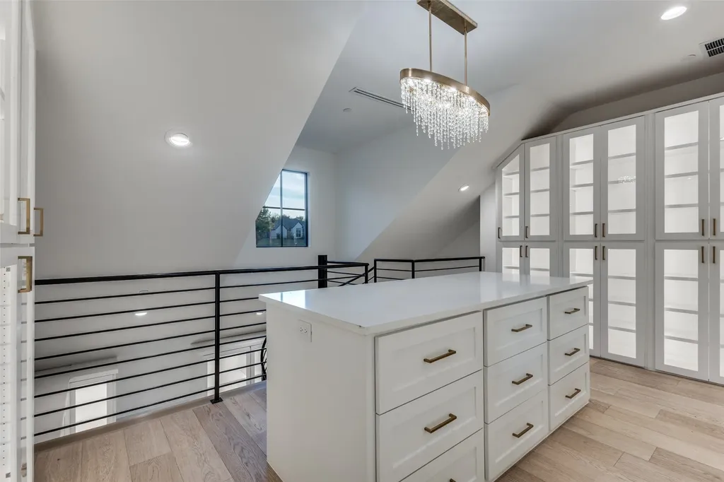 4636 Lake Breeze Drive Mckinney TX 75071