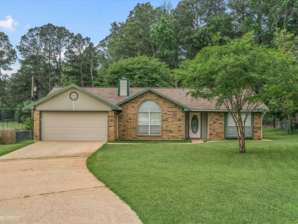 208 Boutte Circle Blanchard LA 71107