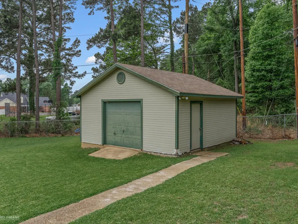208 Boutte Circle Blanchard LA 71107