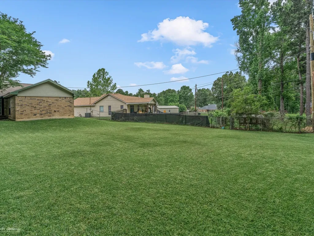 208 Boutte Circle Blanchard LA 71107