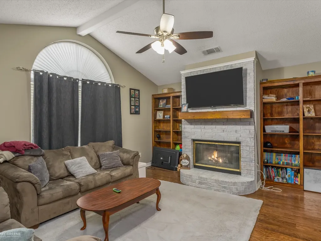 208 Boutte Circle Blanchard LA 71107