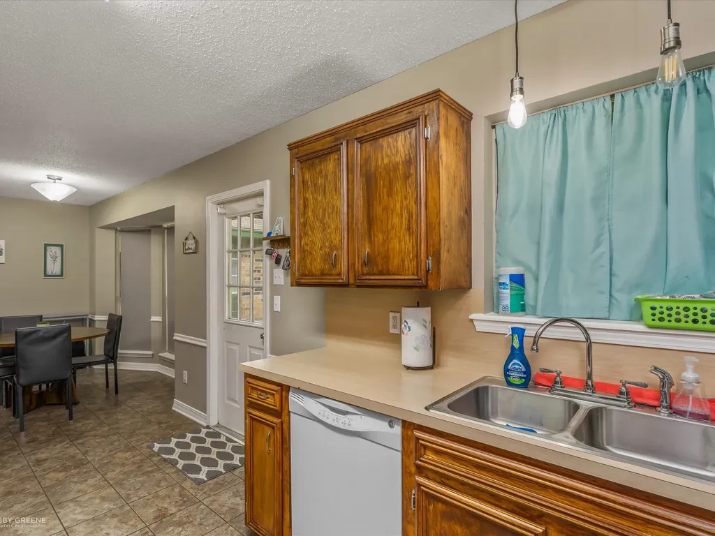 208 Boutte Circle Blanchard LA 71107