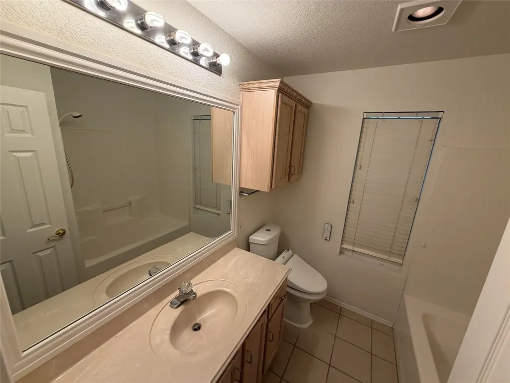 2117 Shorthorn Trail Crowley TX 76036