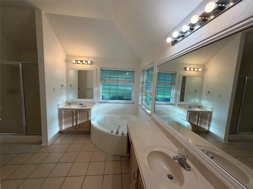 2117 Shorthorn Trail Crowley TX 76036