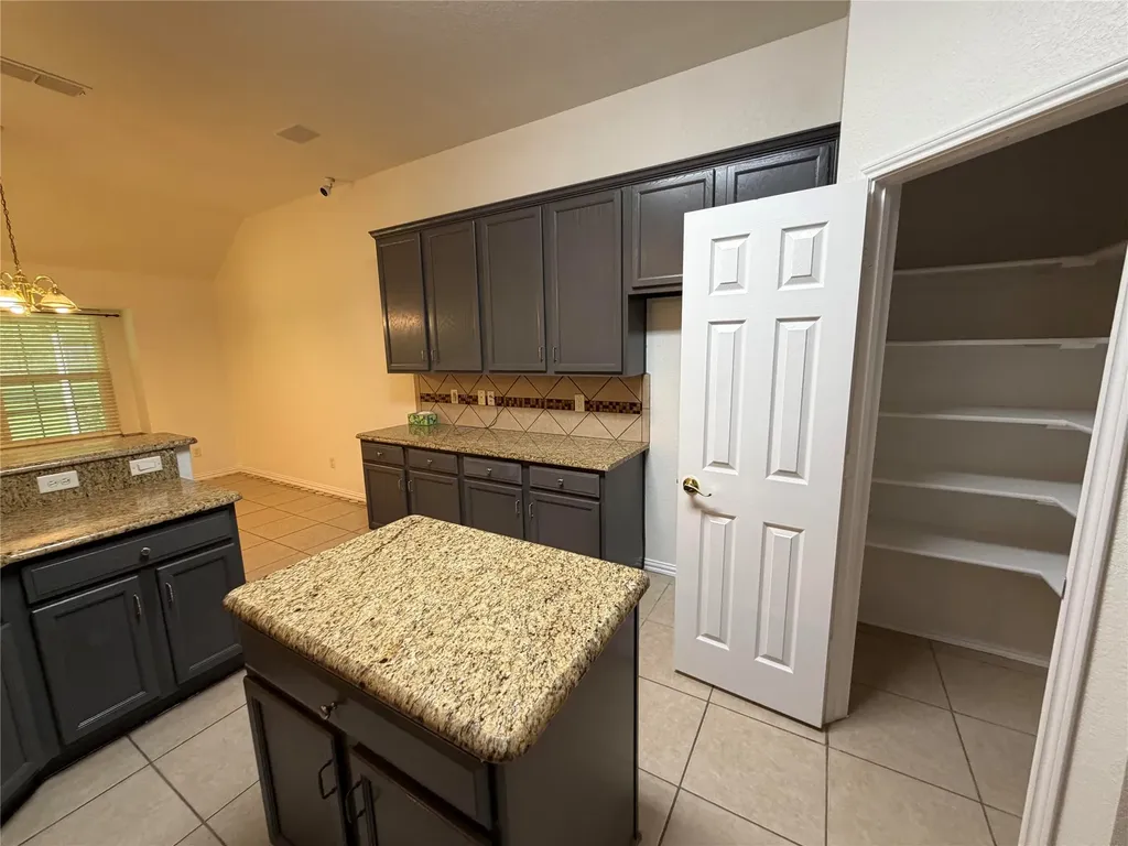 2117 Shorthorn Trail Crowley TX 76036